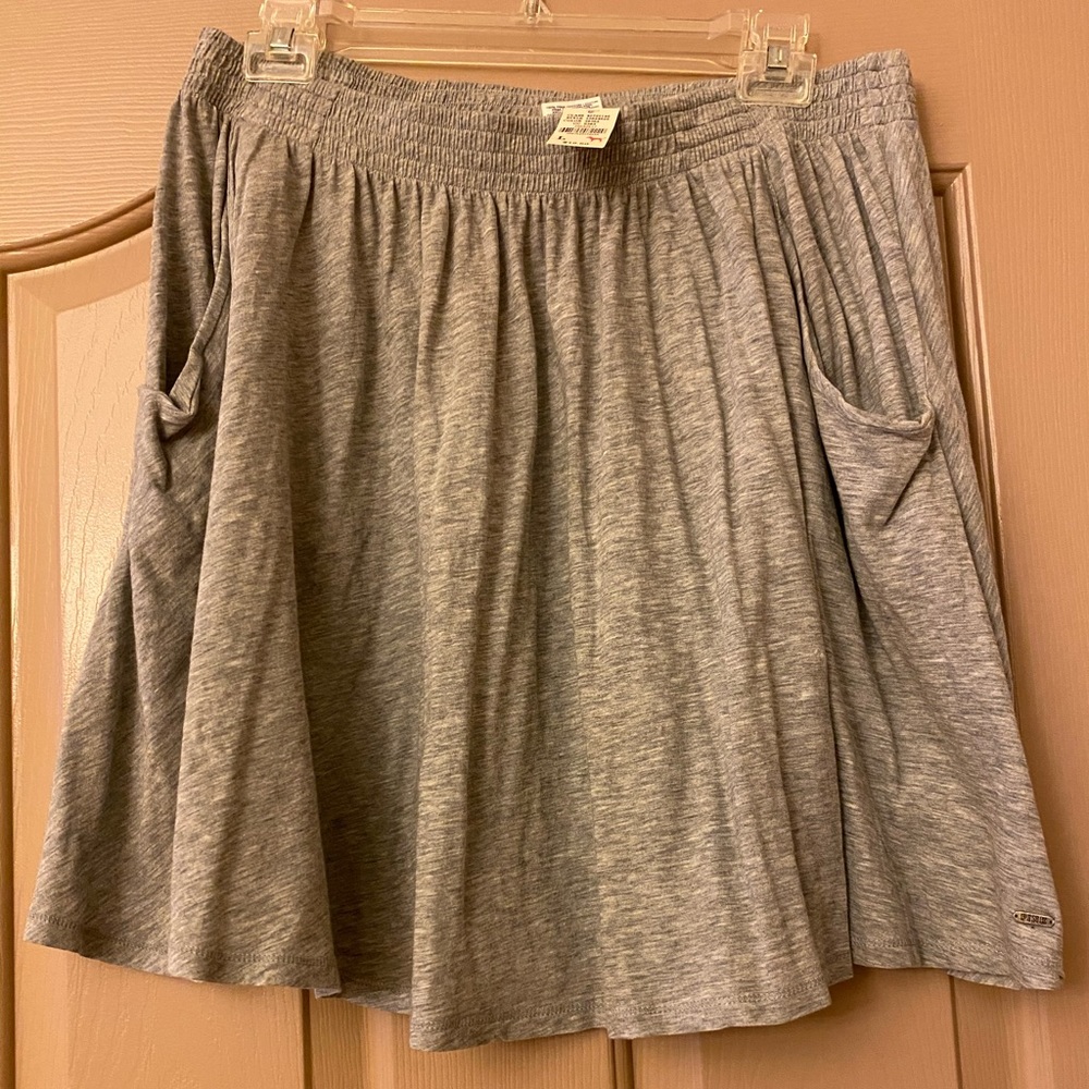 VS pink skirt